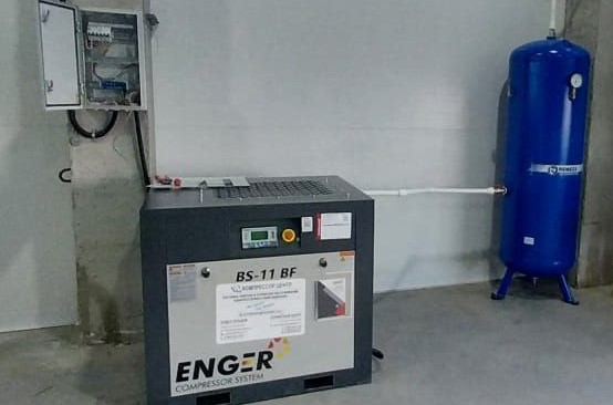 Какой компрессор выбрать для автосервиса: винтовой или поршневой? Какой компрессор выбрать для автосервиса: винтовой или поршневой? - Компрессор Центр